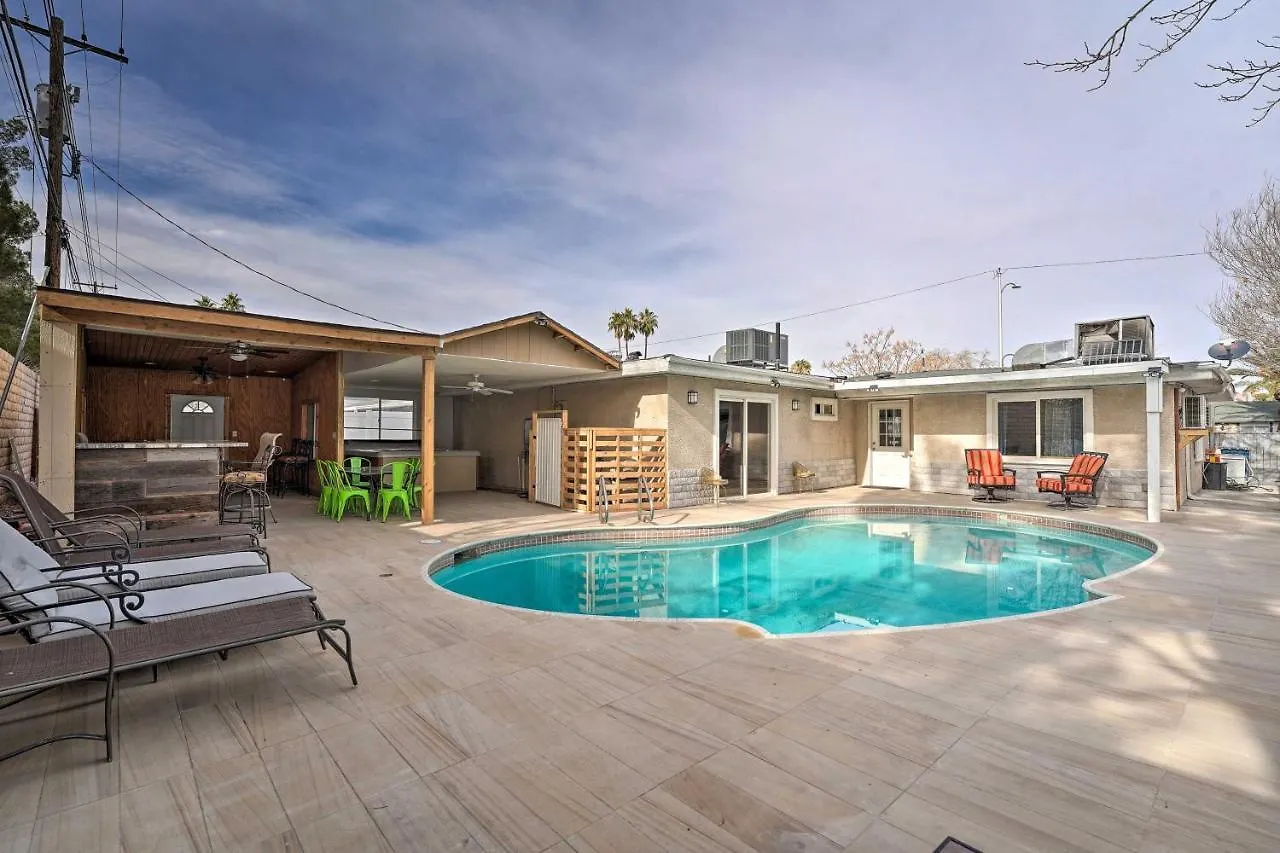 Home With Private Pool - Near Las Vegas Strip! USA