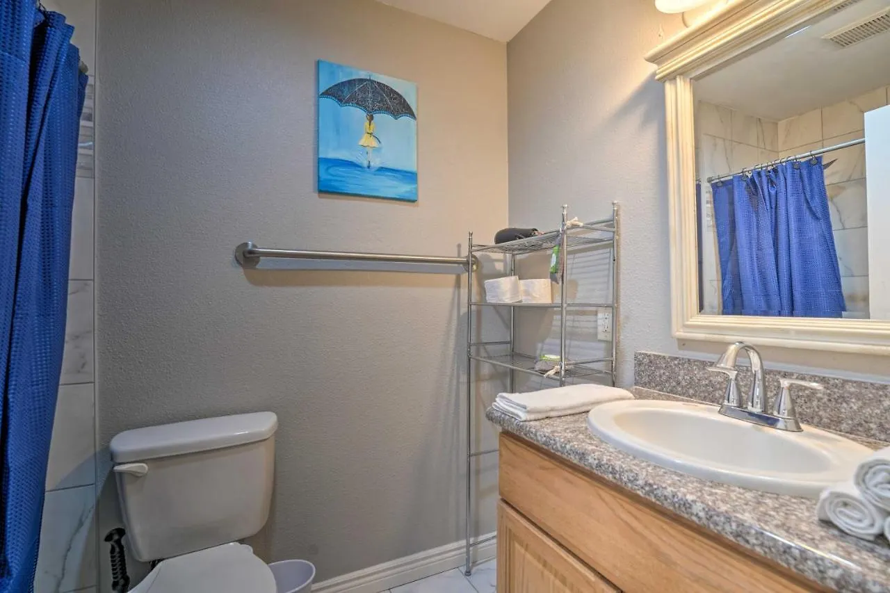Prázdninový dům Home With Private Pool - Near Las Vegas Strip!